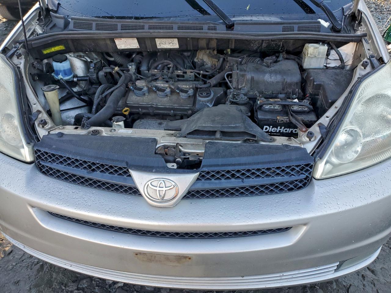 Toyota Sienna Xle Image 6