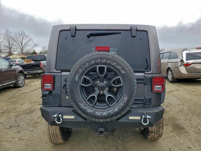 Jeep Wrangler Sahara Image 4