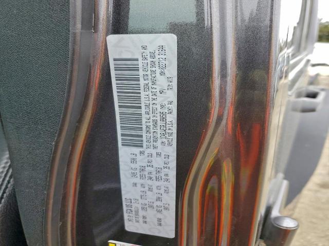 Jeep Wrangler Sahara Image 10