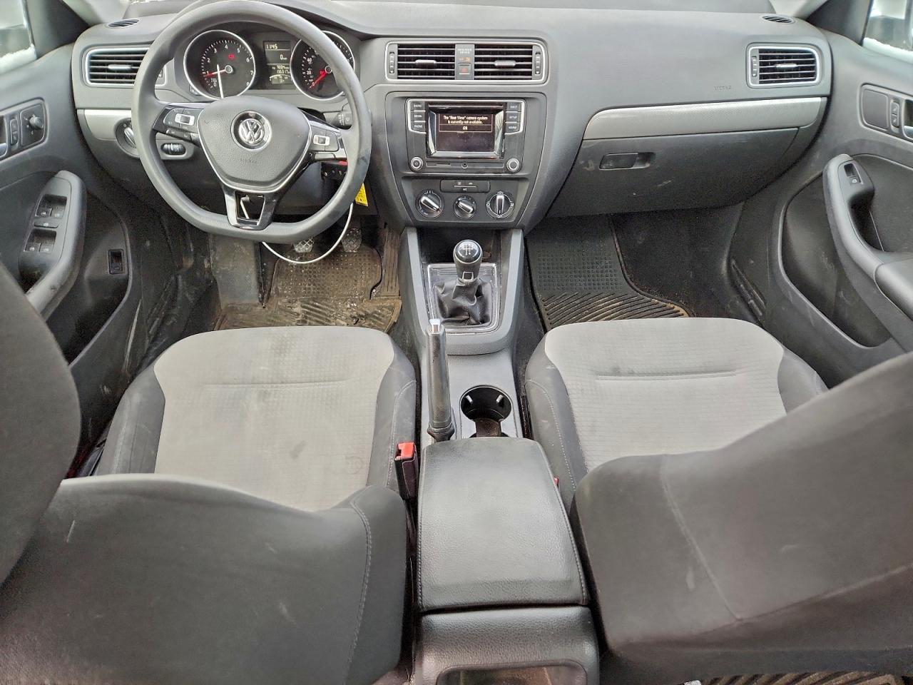 Volkswagen Jetta S Image 5