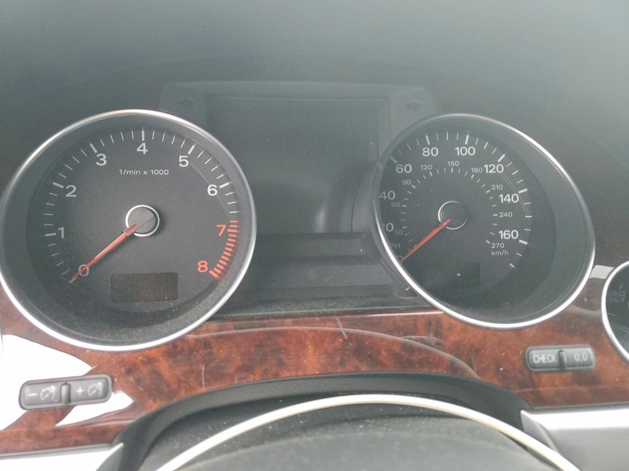 Audi A8 L Quattro Image 11