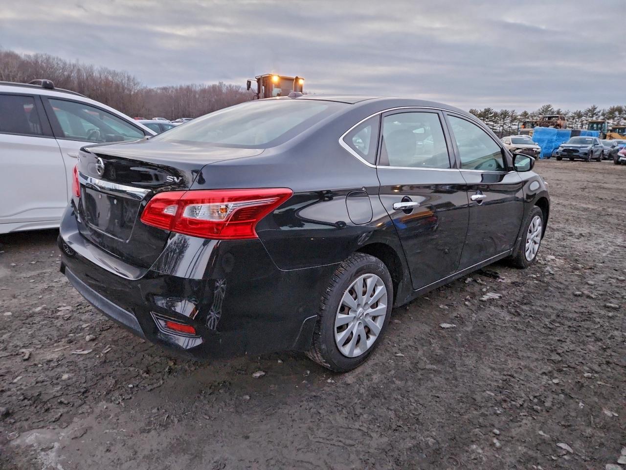 Nissan Sentra S Image 9