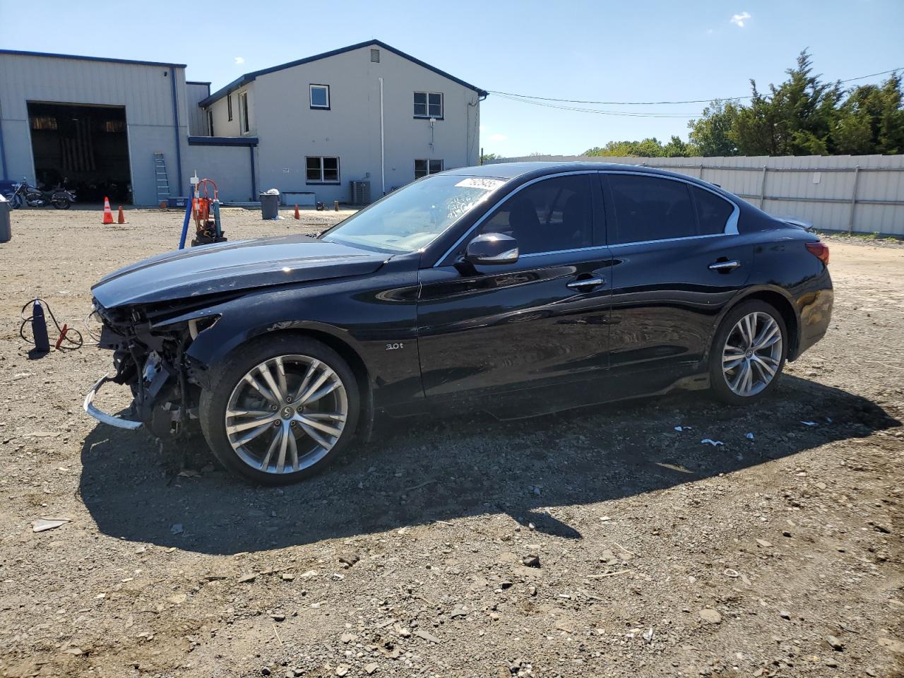 INFINITI Q50 Luxe Image 1