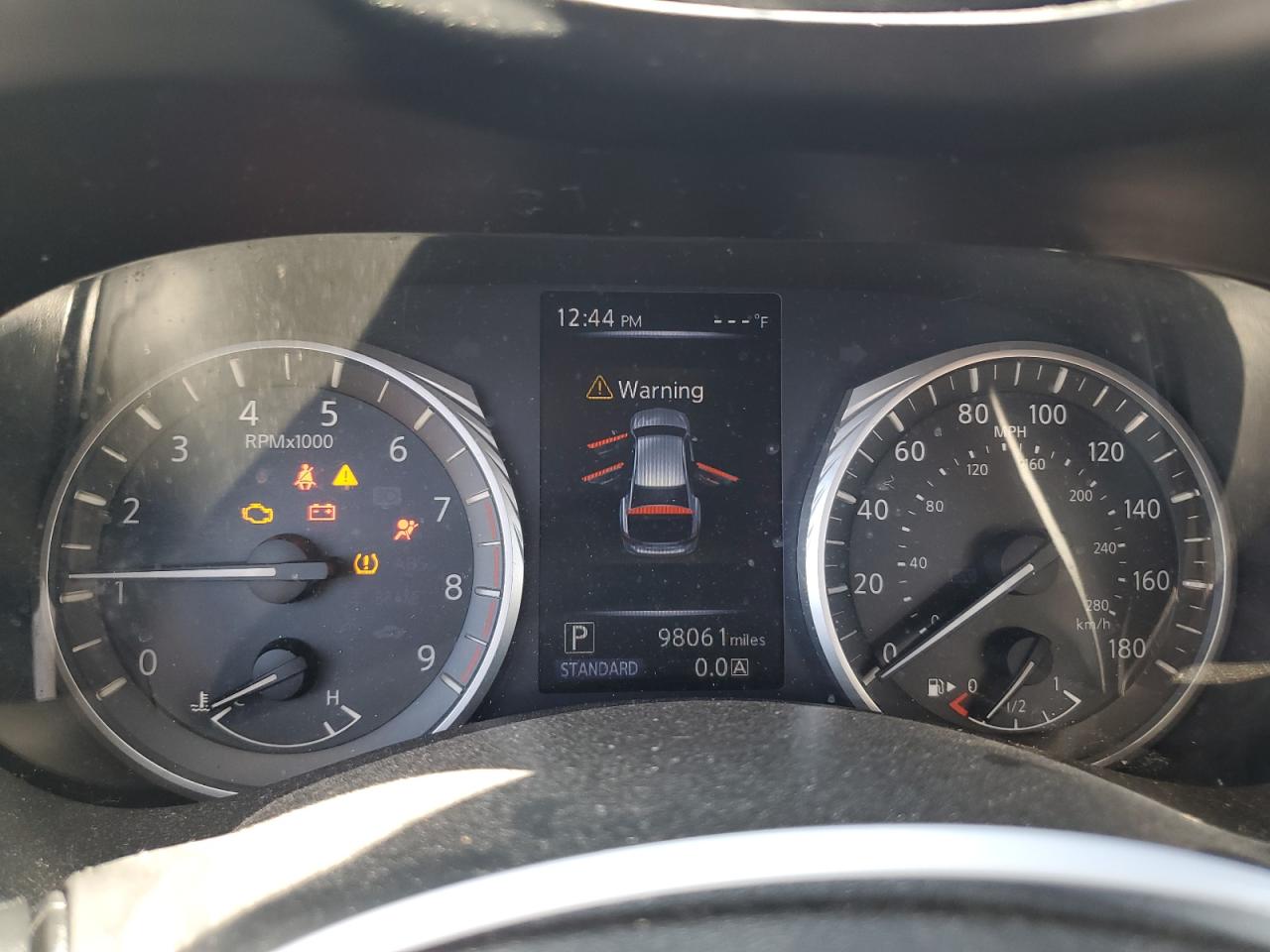 INFINITI Q50 Luxe Image 8