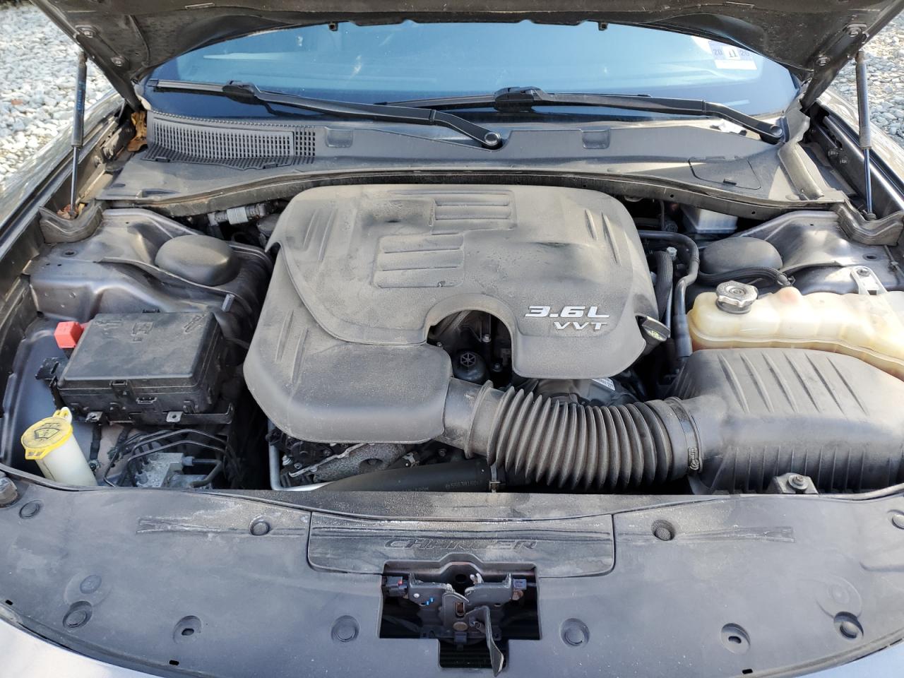 Dodge Charger Sxt Image 8