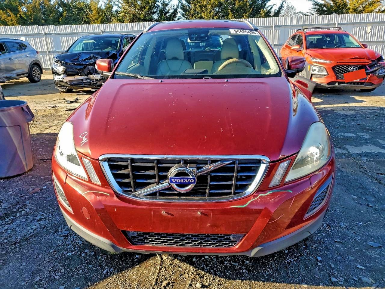 Volvo XC60 T6 Image 3