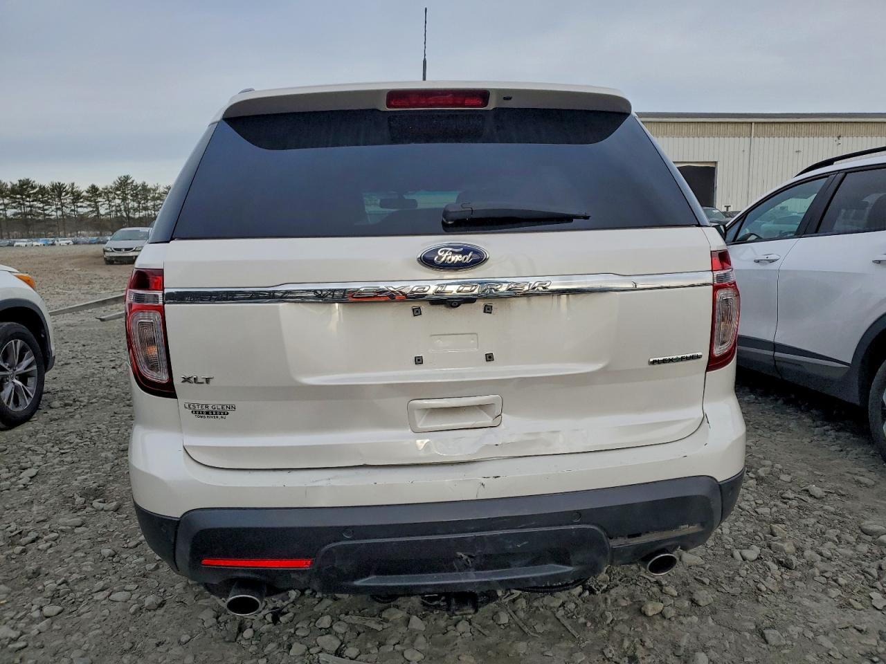 Ford Explorer Xlt Image 13
