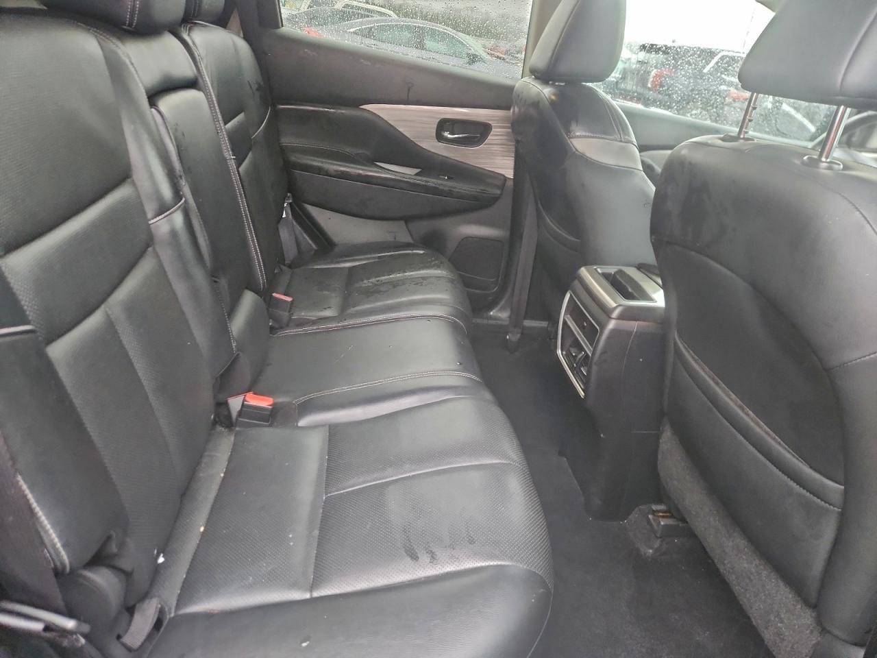 Nissan Murano S Image 13