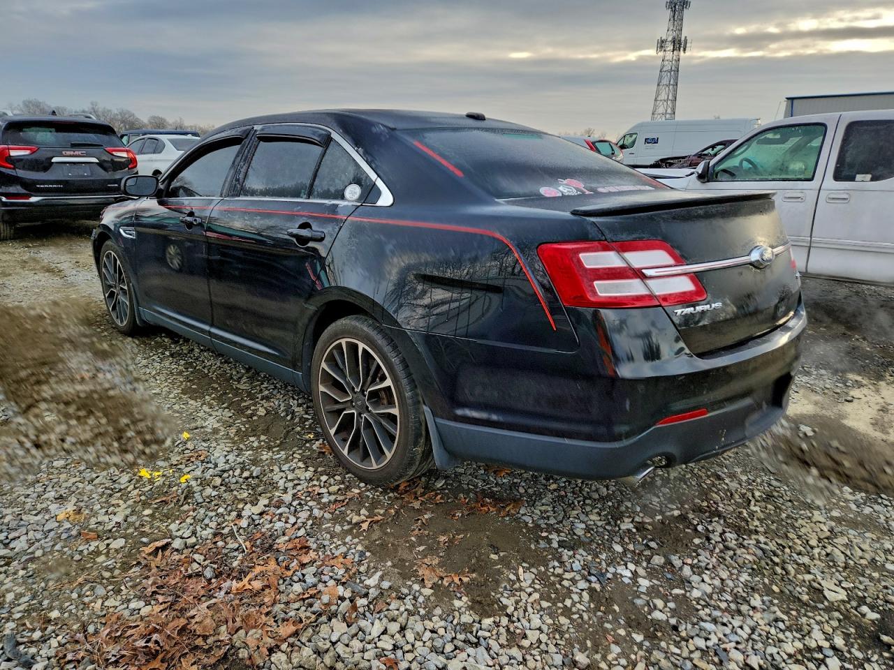 Ford Taurus Sel Image 2