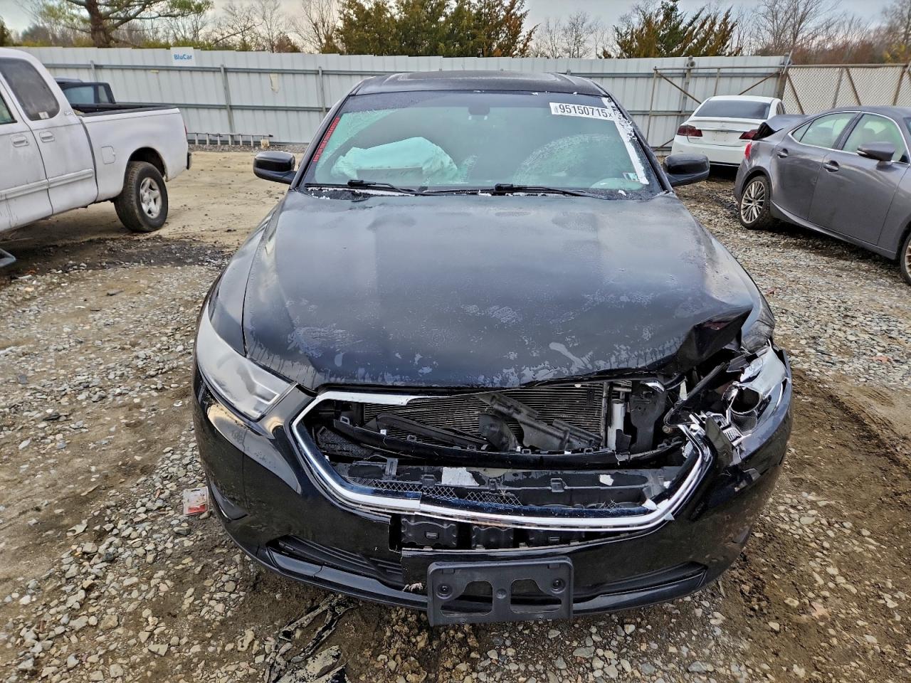 Ford Taurus Sel Image 11