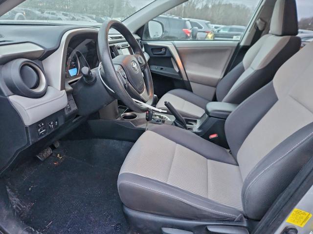 Toyota RAV4 Xle Image 12