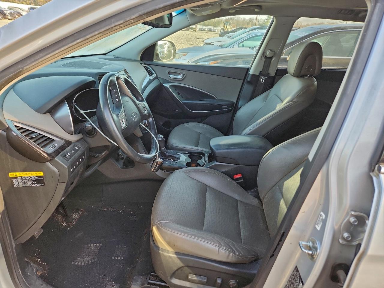 Hyundai SANTA FE Gls Image 2