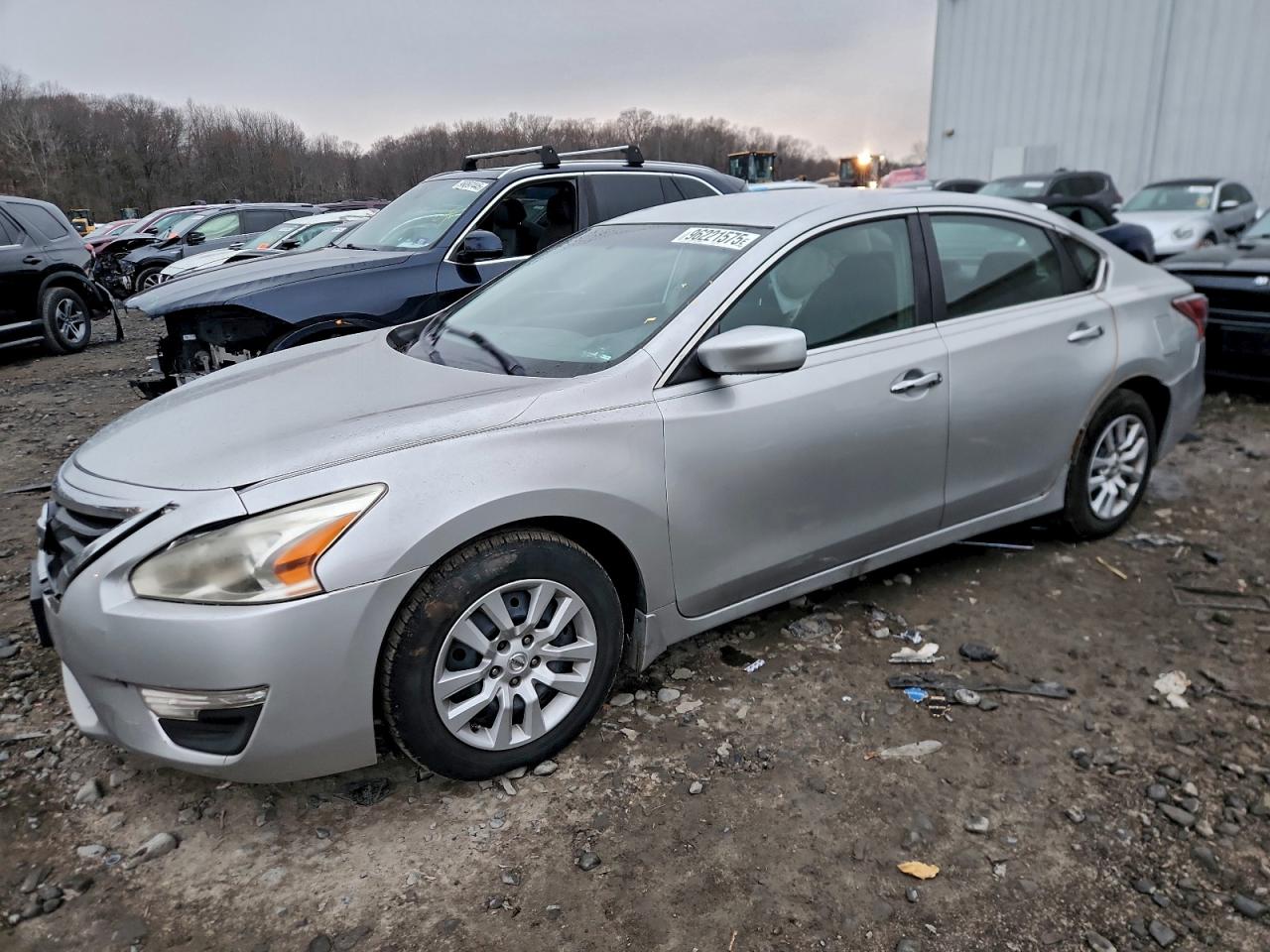 Nissan Altima 2.5 Image 1