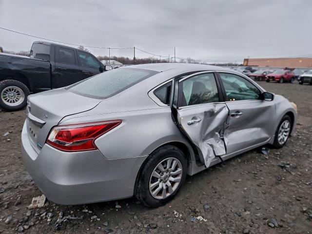 Nissan Altima 2.5 Image 5