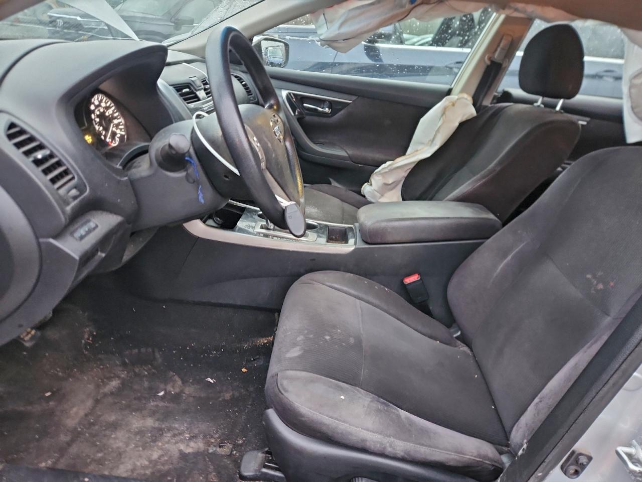 Nissan Altima 2.5 Image 7