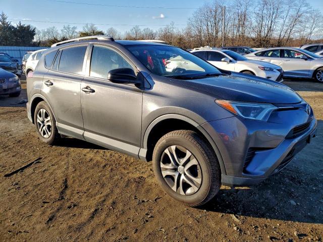 Toyota RAV4 Le Image 10