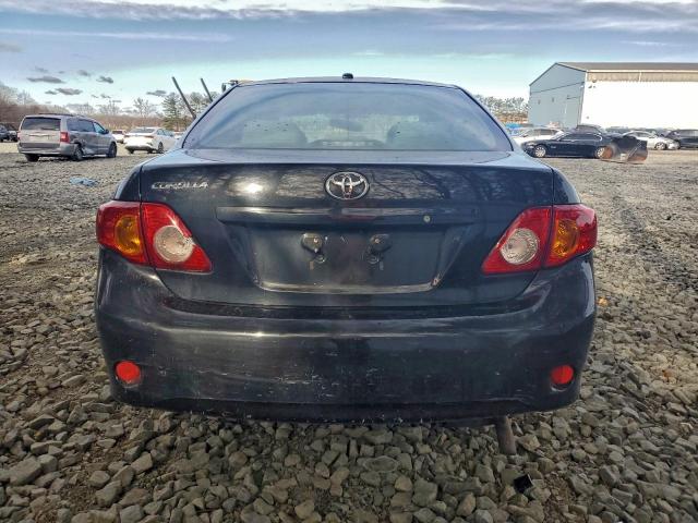 Toyota Corolla Base Image 8