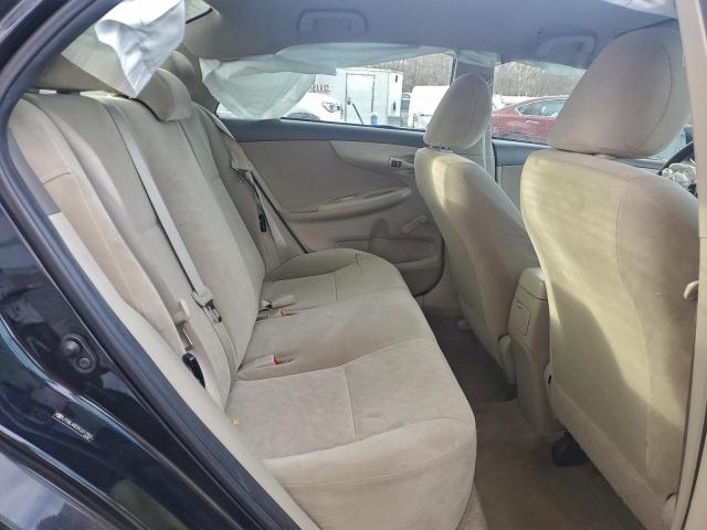 Toyota Corolla Base Image 3