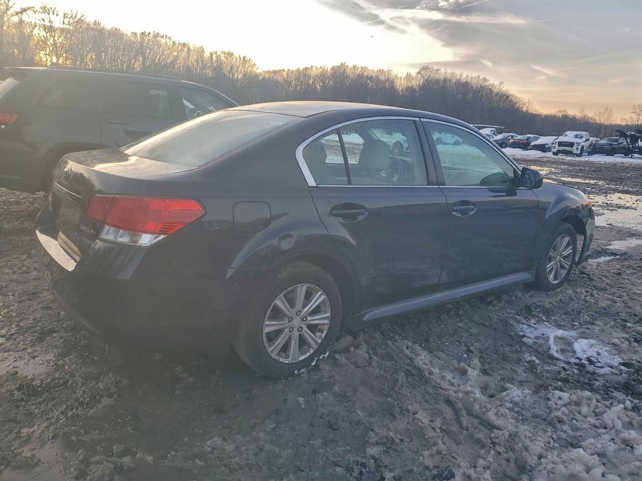 Subaru Legacy 2.5i Image 2