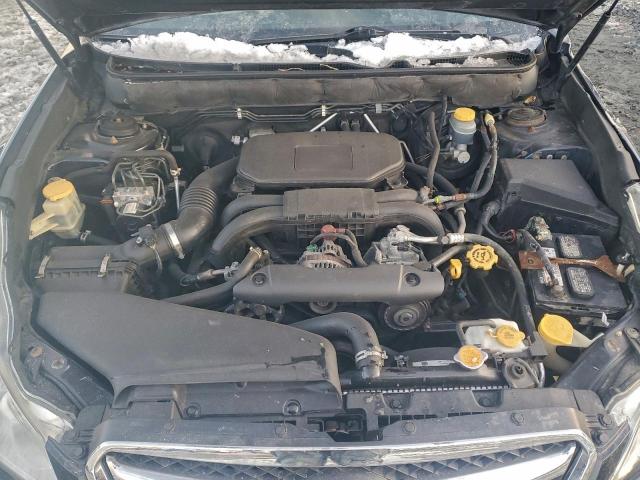 Subaru Legacy 2.5i Image 8