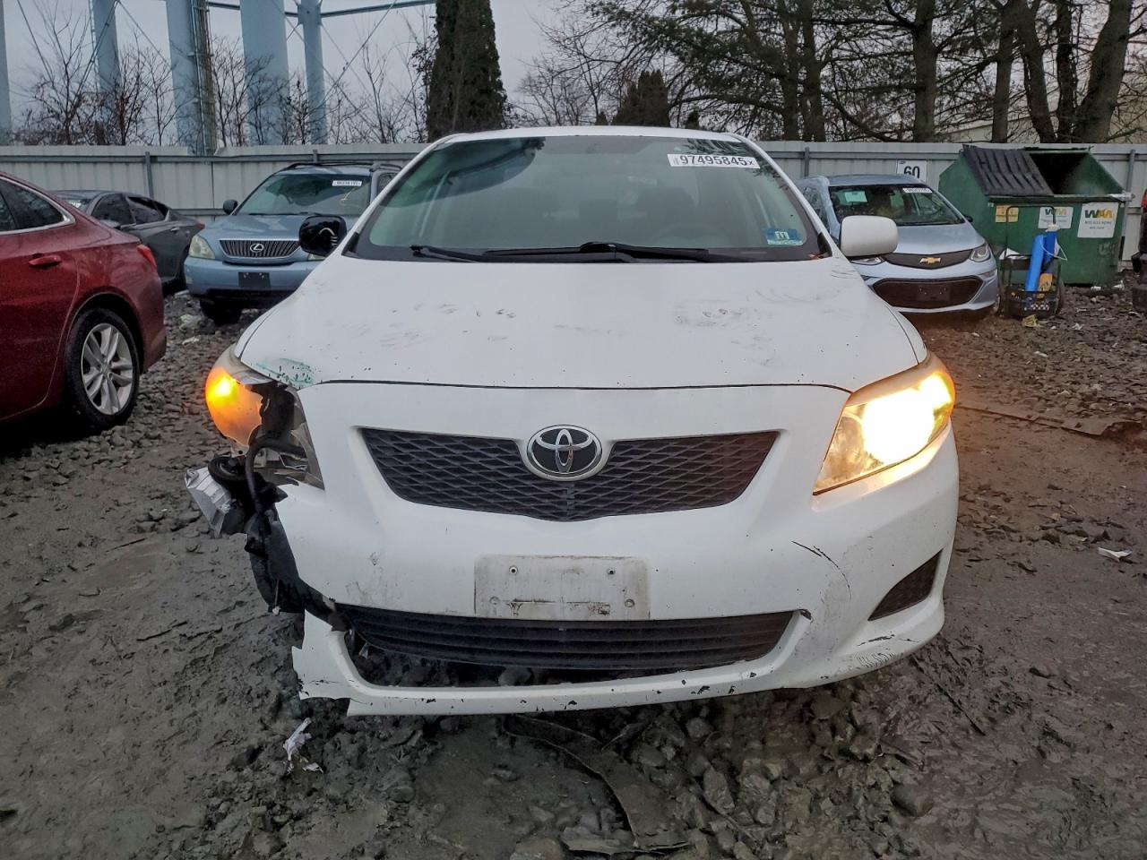 Toyota Corolla Base Image 11