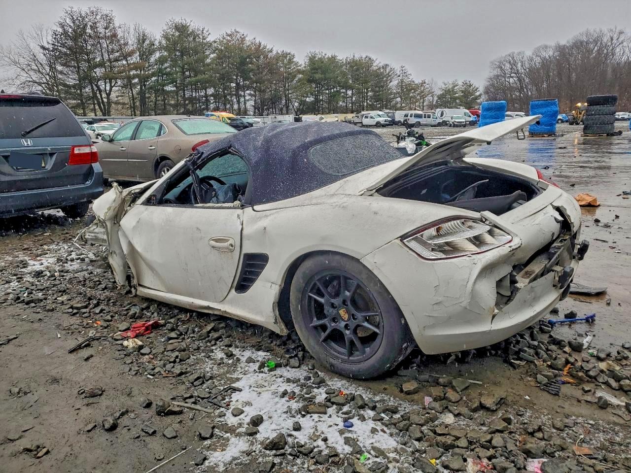 Porsche Boxster Image 5