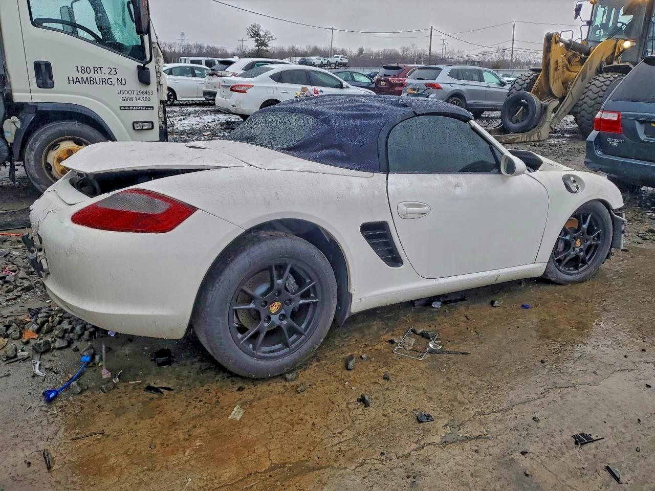 Porsche Boxster Image 2