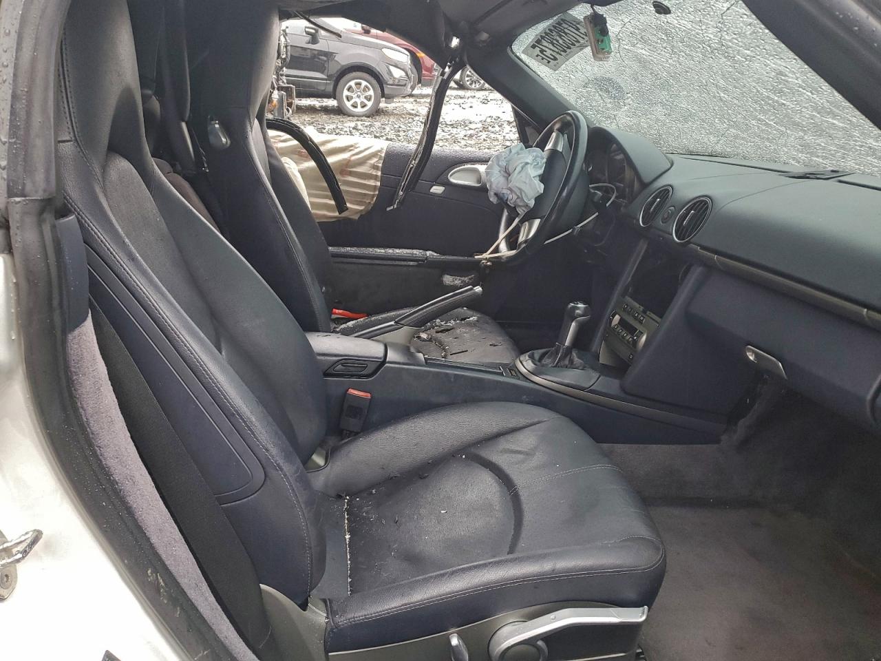 Porsche Boxster Image 9