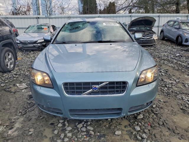 Volvo C70 T5 Image 11