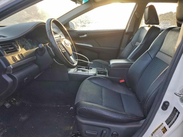 Toyota Camry L Image 7