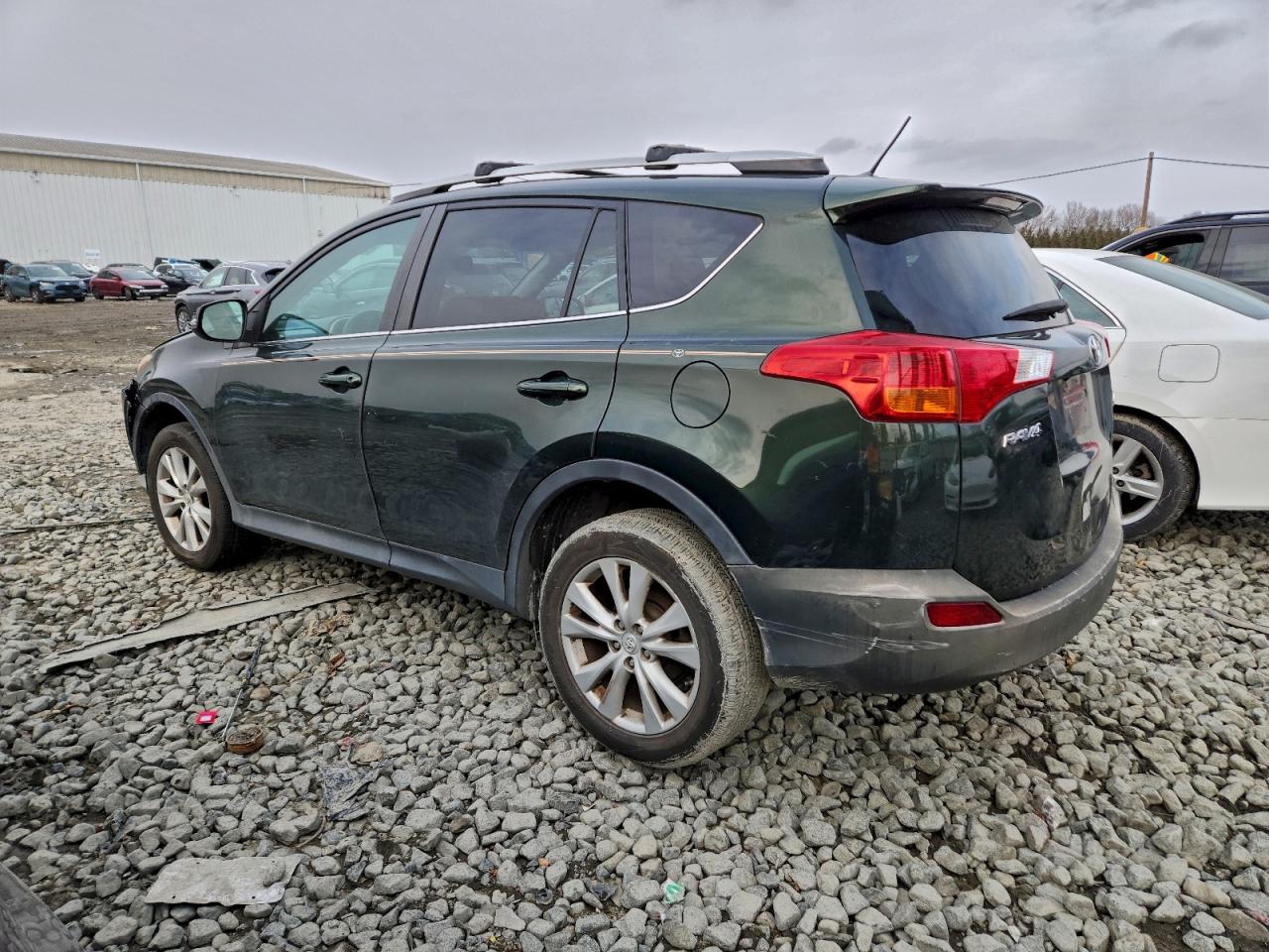 Toyota RAV4 Limited Image 11