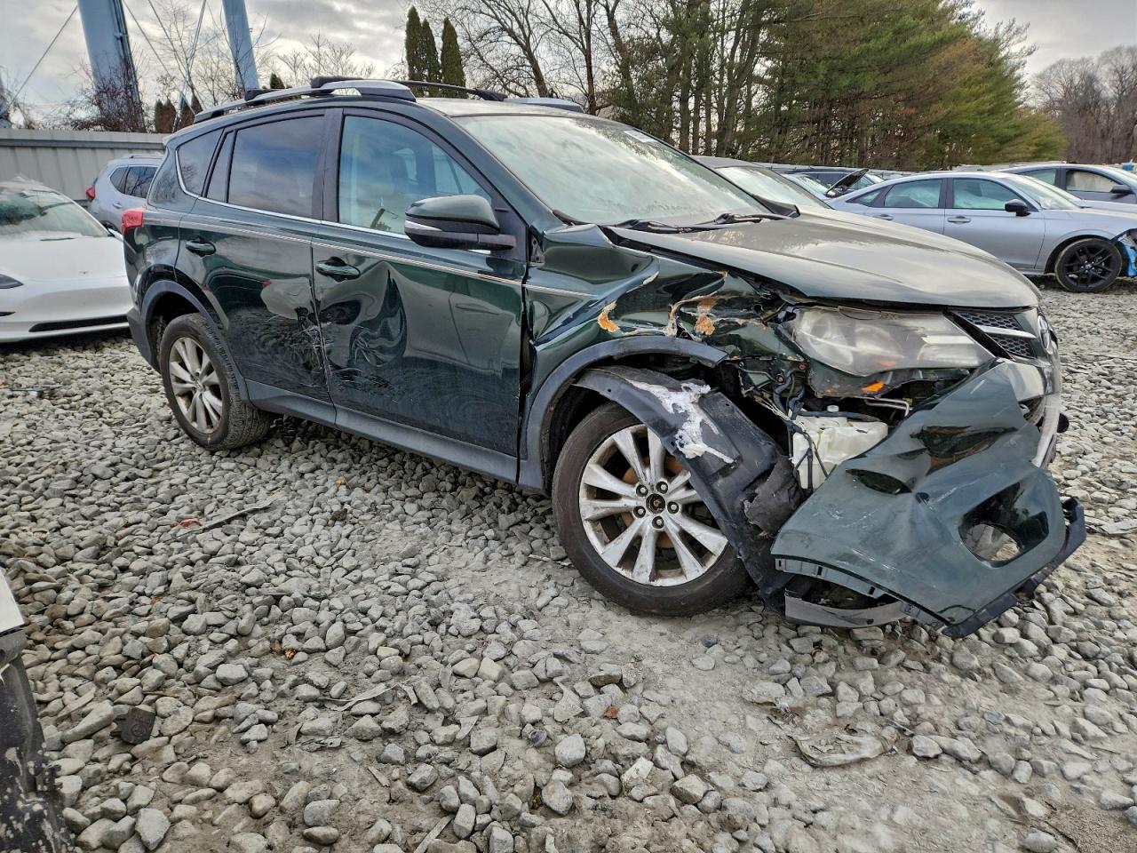 Toyota RAV4 Limited Image 8