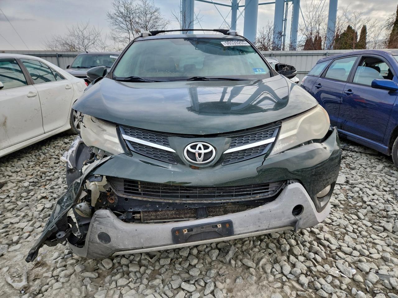 Toyota RAV4 Limited Image 12