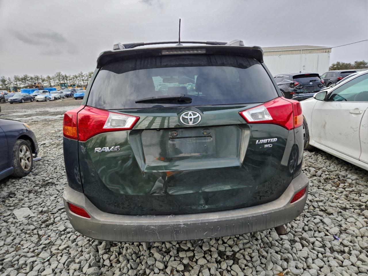 Toyota RAV4 Limited Image 2