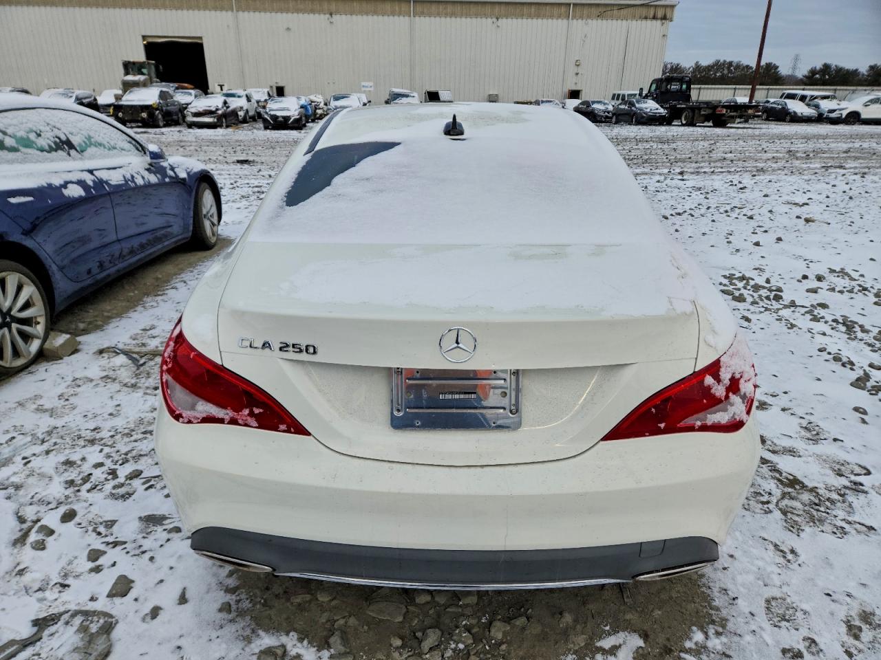 Mercedes-Benz Cla-class 250 Image 12