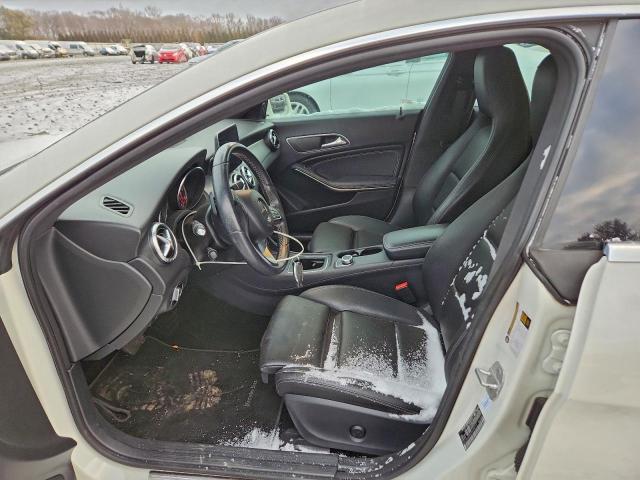 Mercedes-Benz Cla-class 250 Image 11