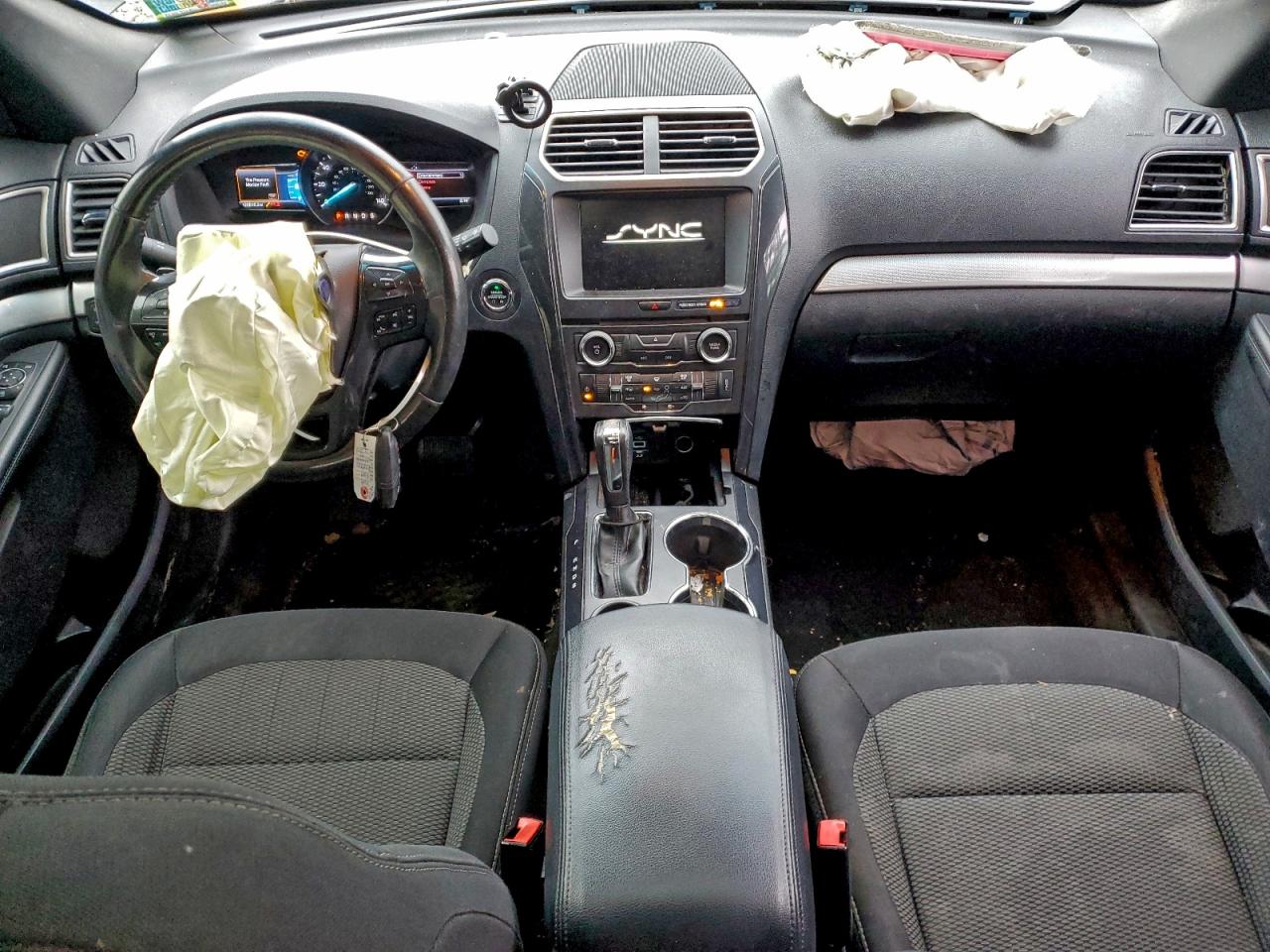 Ford Explorer Xlt Image 13