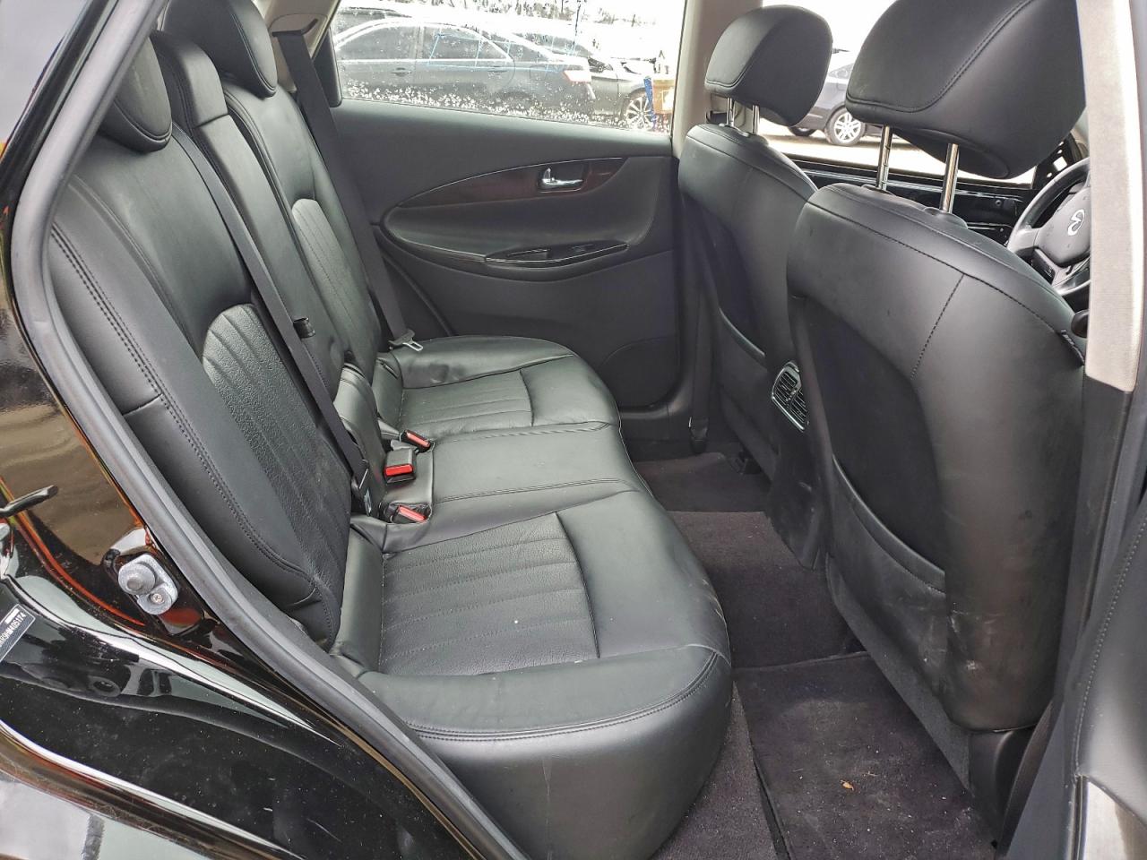 INFINITI Qx Image 10