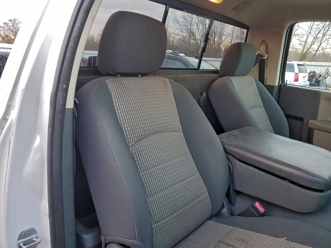 Dodge Ram 1500 Image 7