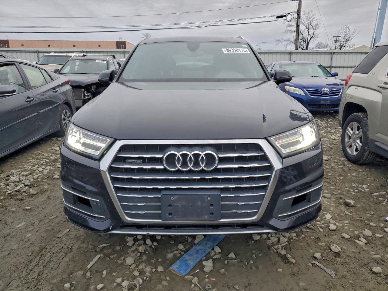 Audi Q7 Premium Plus Image 8