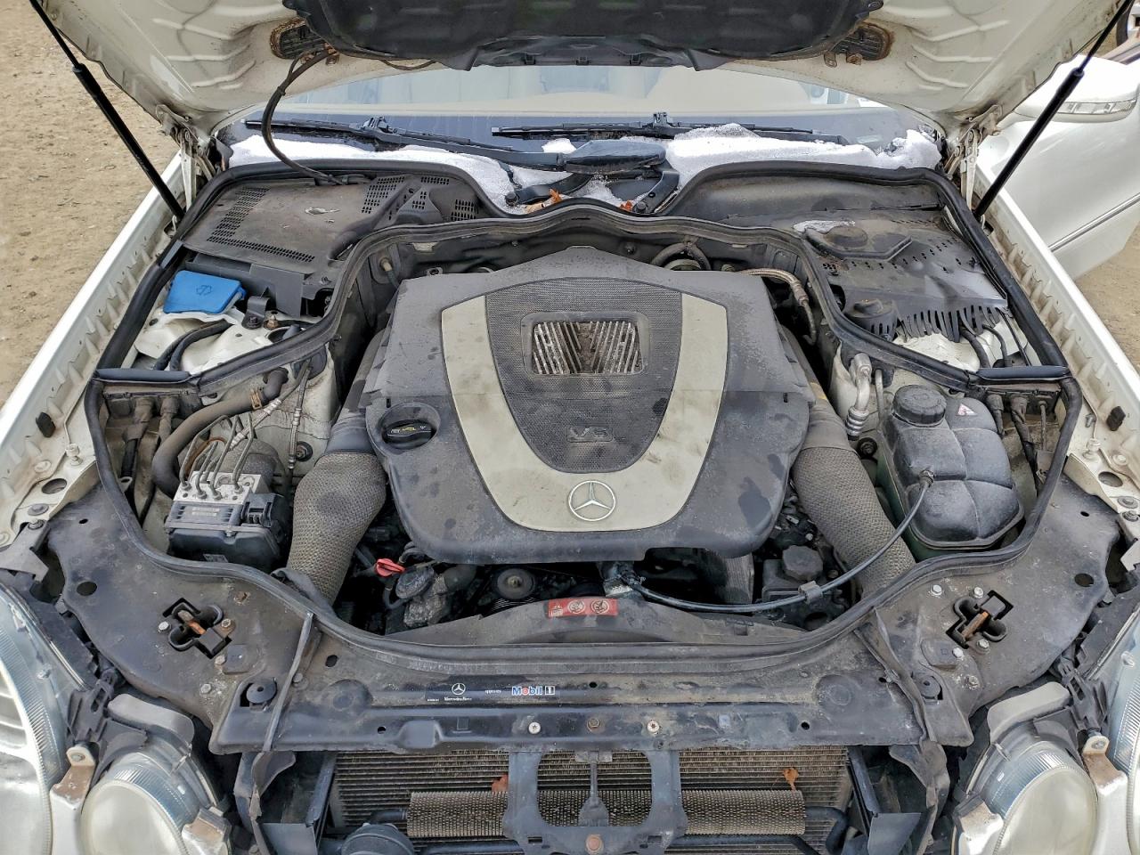 Mercedes-Benz E-Class 350 4matic Image 11