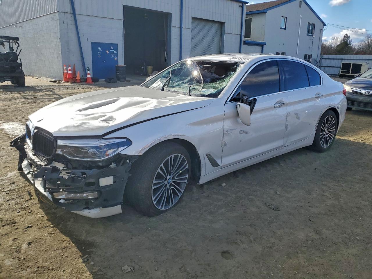 BMW 5 Series Xi Image 1