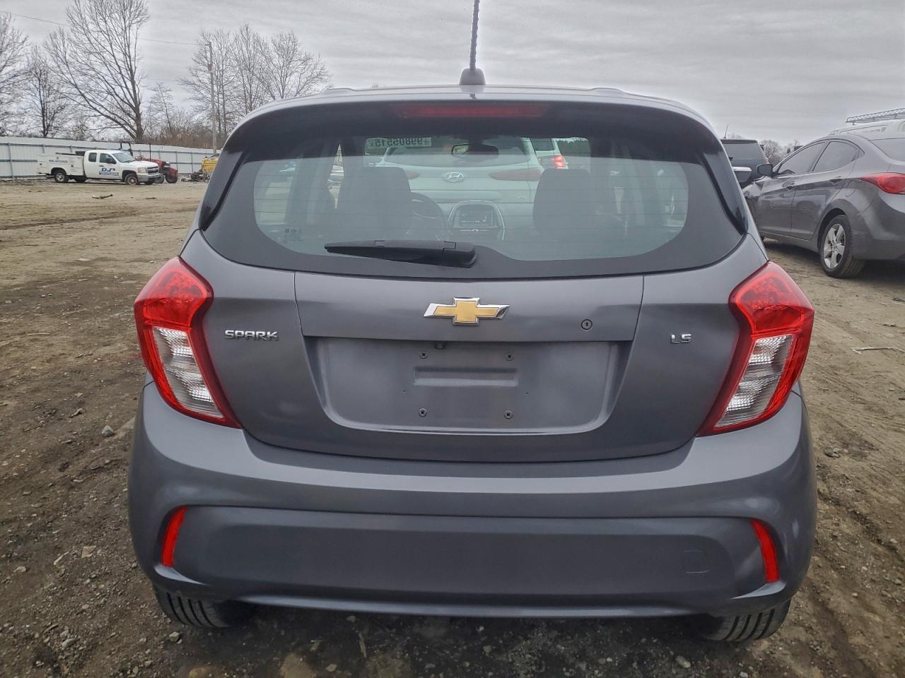 Chevrolet Spark Ls Image 5