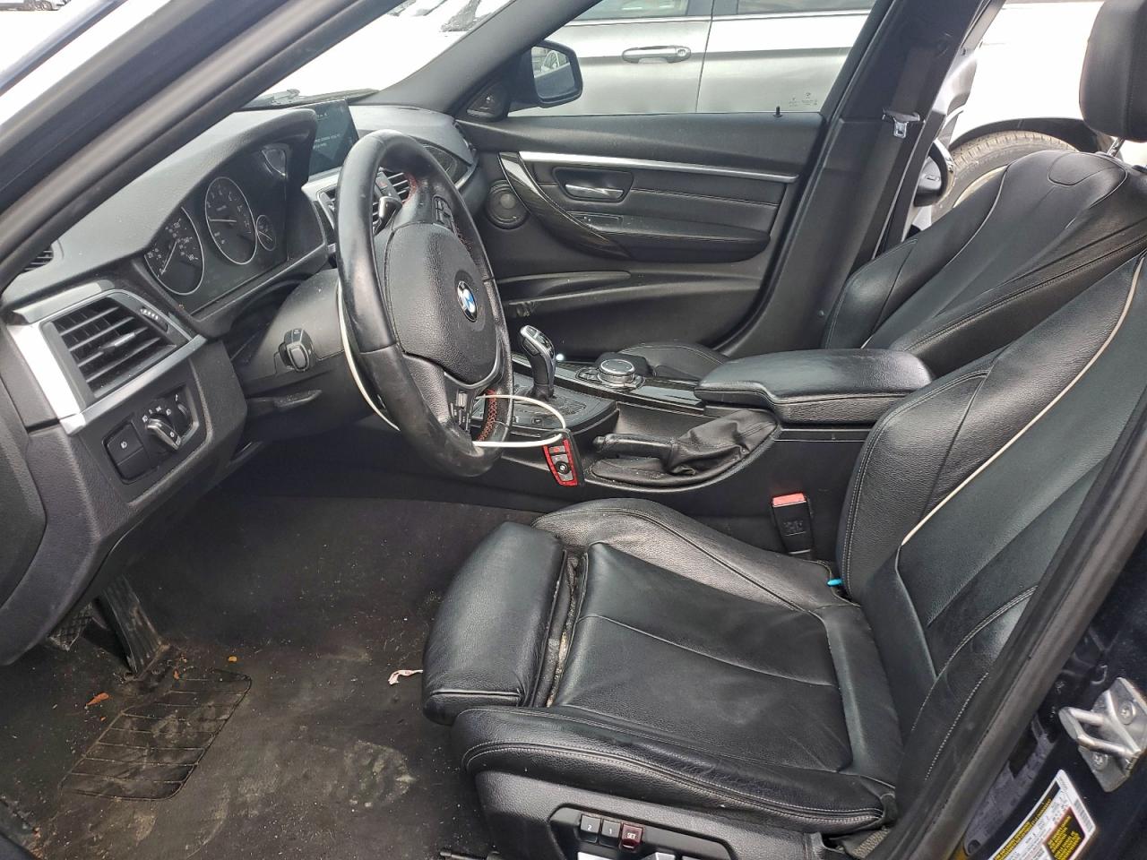 BMW 3 Series Xi Image 9