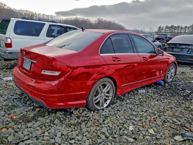 Mercedes-Benz C-Class 250 Image 7