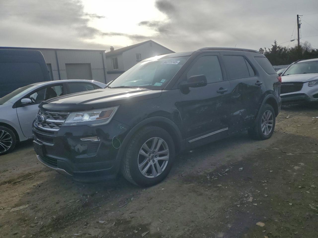 Ford Explorer Xlt Image 1