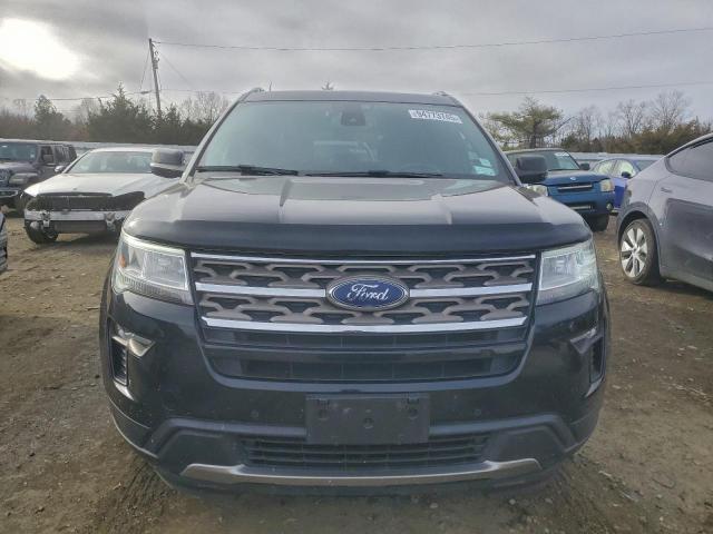 Ford Explorer Xlt Image 2