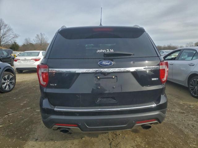 Ford Explorer Xlt Image 9