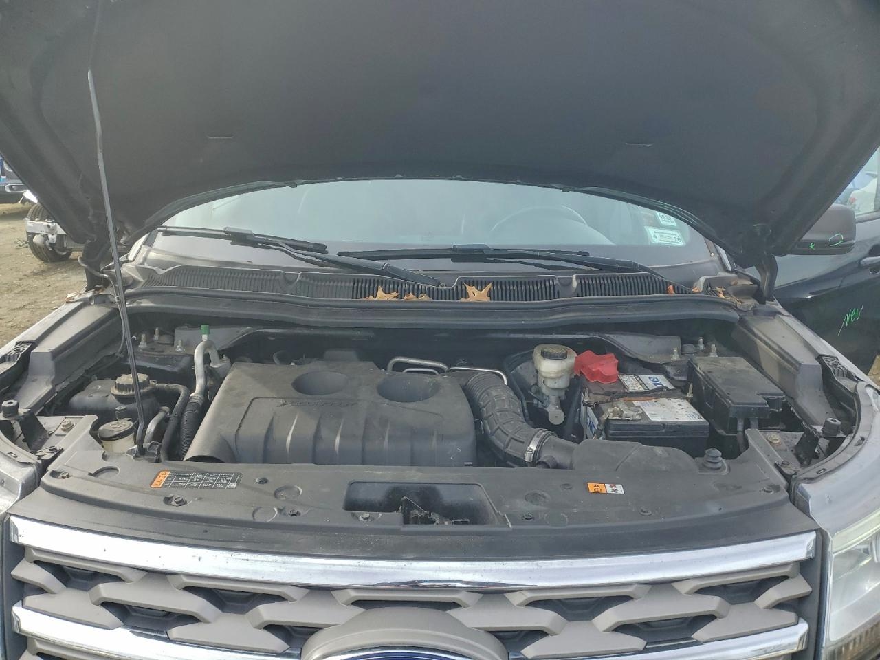 Ford Explorer Xlt Image 13