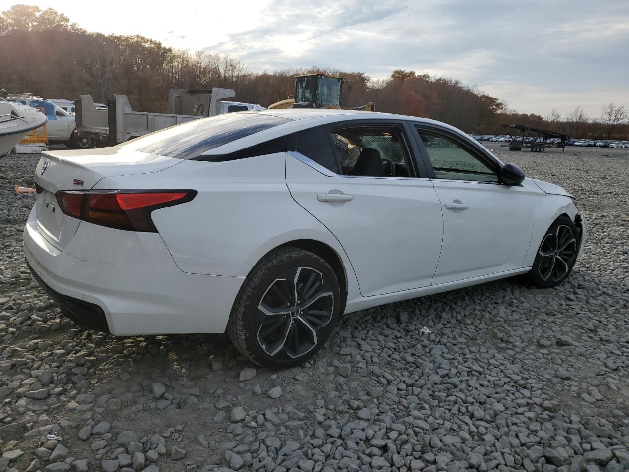 Nissan Altima Sr Image 9